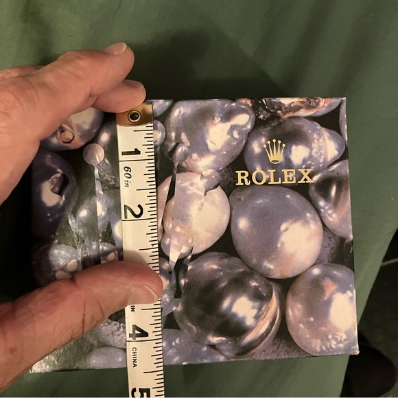 Authentic Rolex outer box - Picture 7 of 7